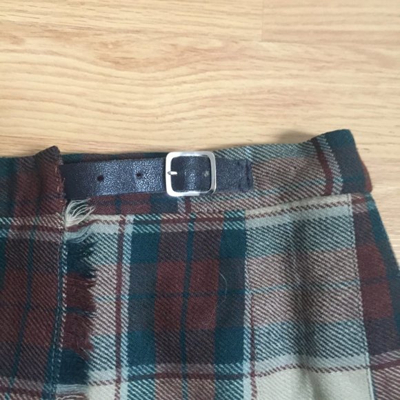 The Edinburgh Woollen Mill 100% Wool Kilt Skirt Brown Green Plaid Size Small - Picture 3 of 6
